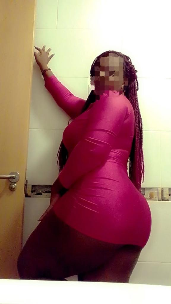 Chica busca chico en Lérida: 