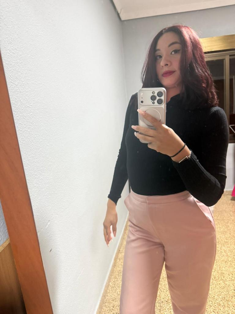 Chica busca chico en Valencia: Chica busca chico