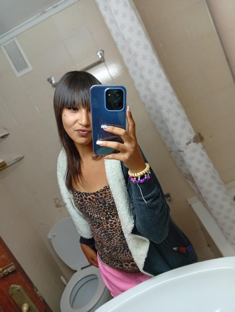 695629259: Chica busca chico en Alicante