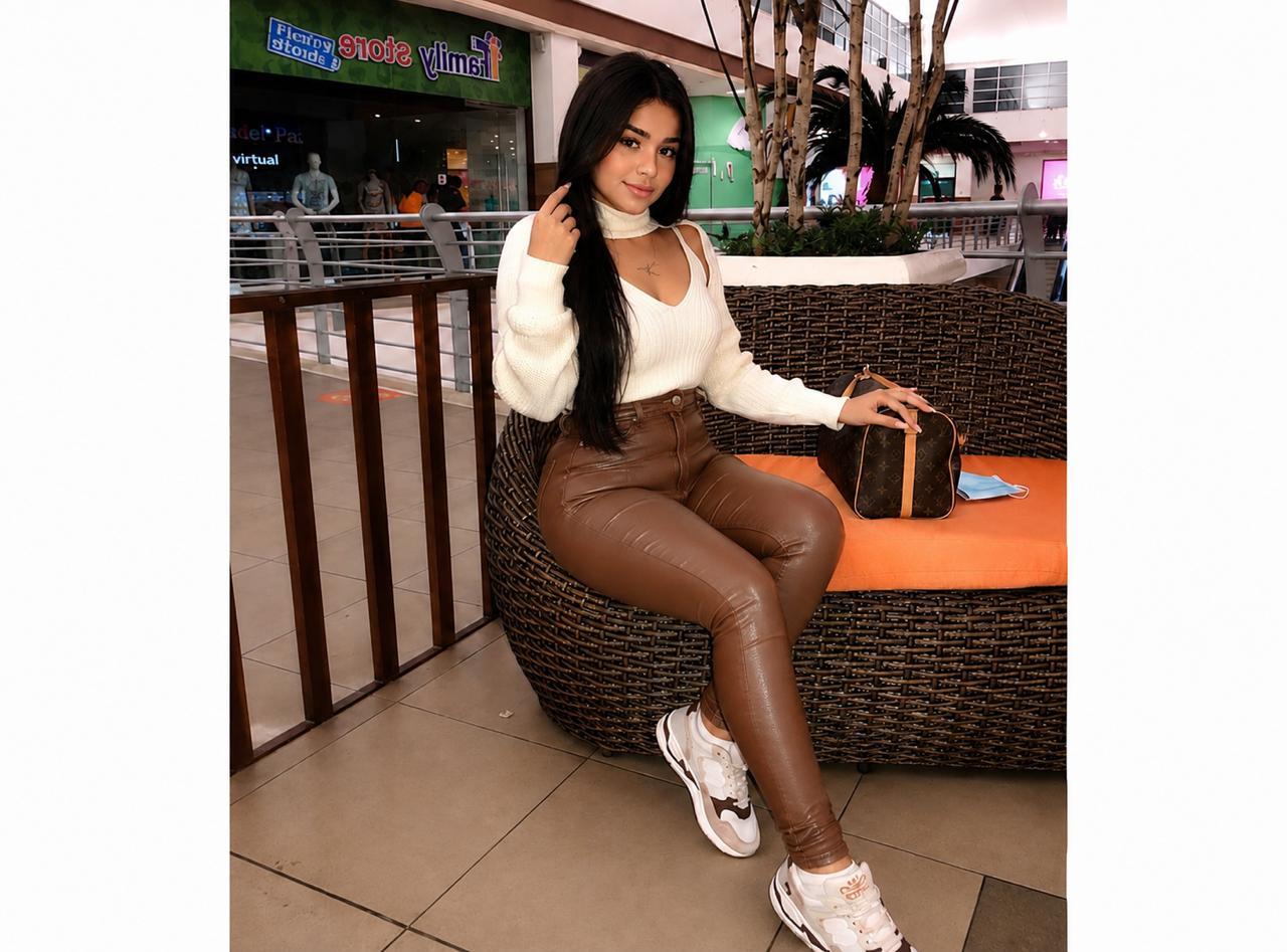 614607992: Chica busca chico en Zaragoza