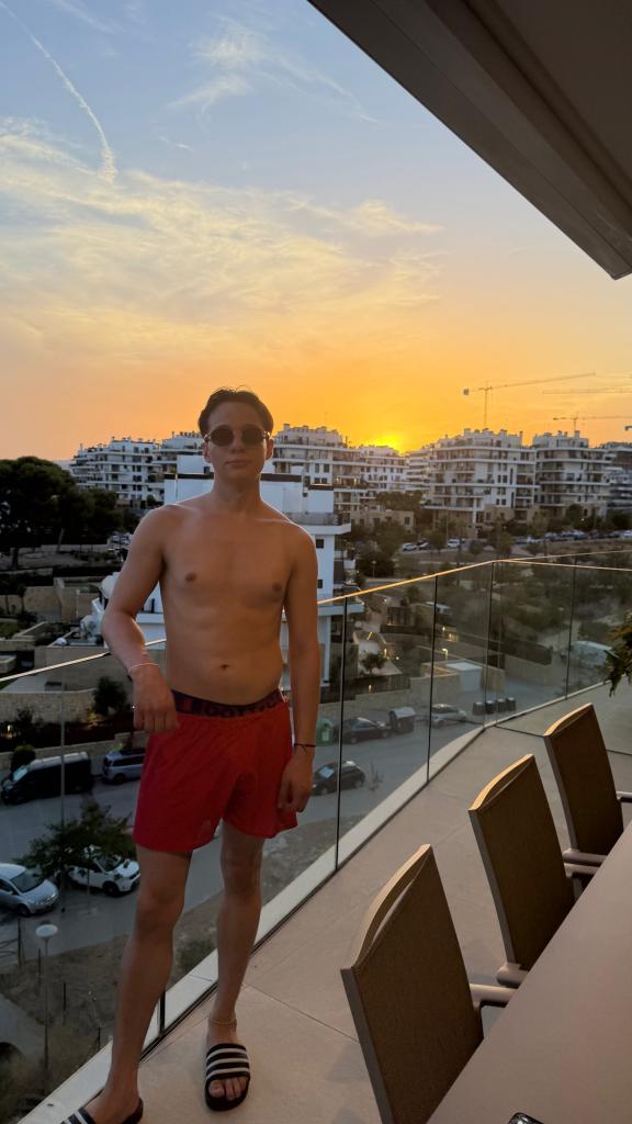 Chico busca chica en Alicante: 