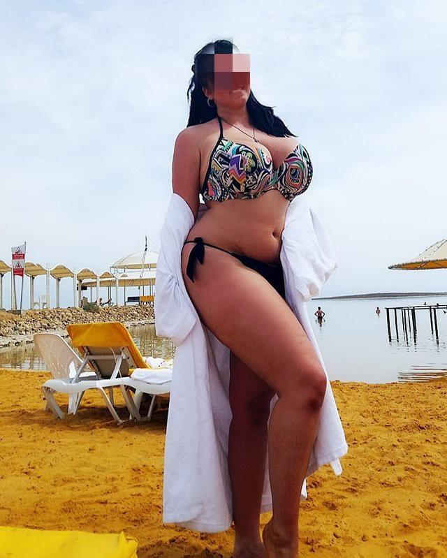 614602180: Chica busca chico en Sevilla