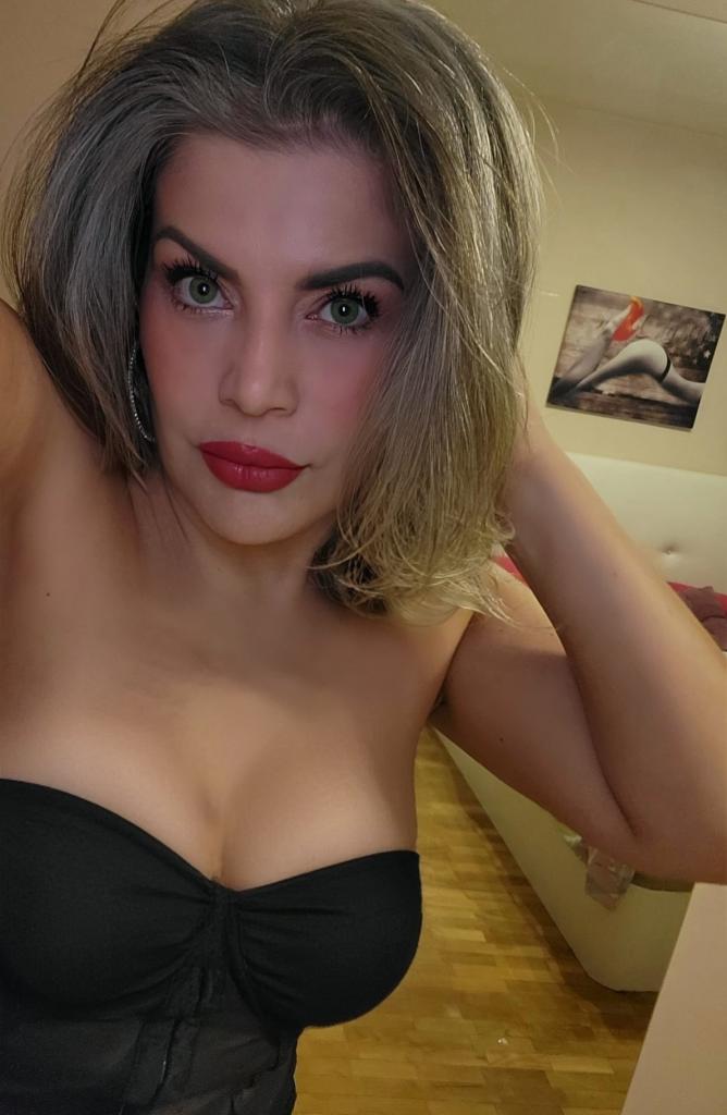 Chica busca chico en León: 