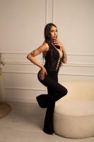 663031897: Chica busca chico en Ibiza