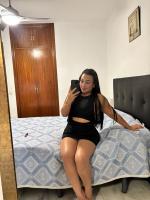 647014667: Chica busca chico en Granada