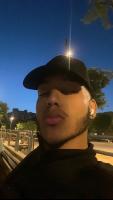 607242940: Chico busca chica en Barcelona