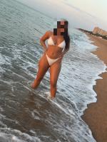 611272079: Chica busca chico en Gerona