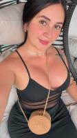672349433: Chica busca chico en Barcelona