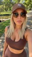 643946645: Chica busca chico en Lérida