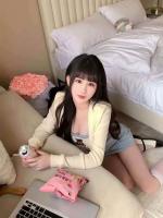 688346162: Chica busca chico en Madrid
