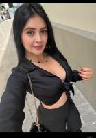 672349433: Chica busca chico en Barcelona