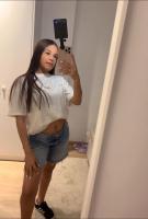 647315397: Chica busca chico en Madrid