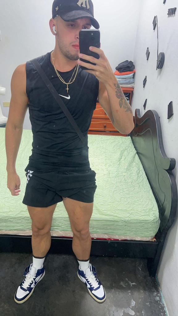 632213501: Chico busca chica en Madrid