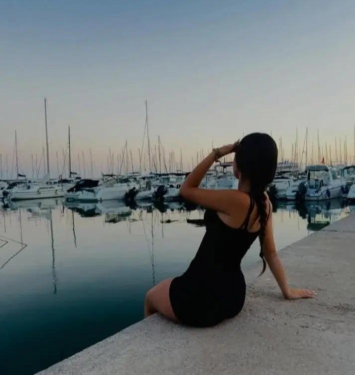 Chica busca chico en Sevilla: 