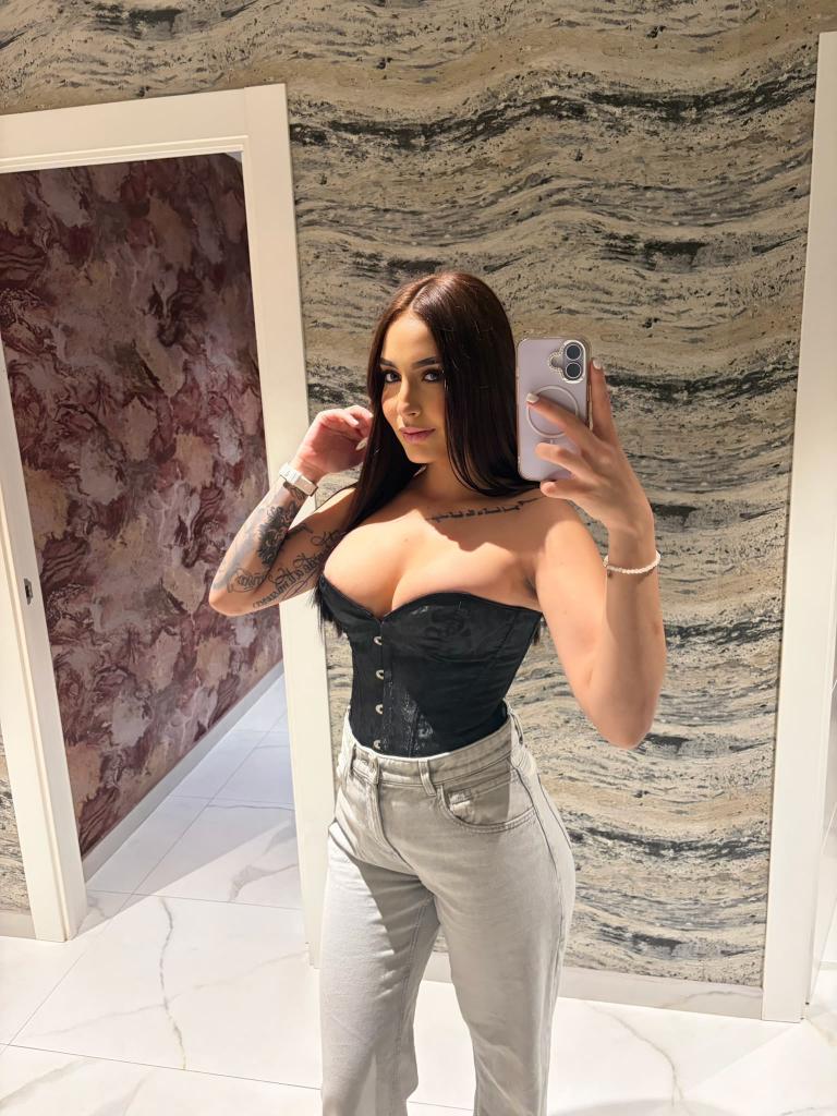 Chica busca chico en Alicante: 