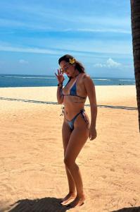 Chica busca chico en Ibiza: 