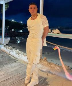 Chico busca chica en Murcia: 