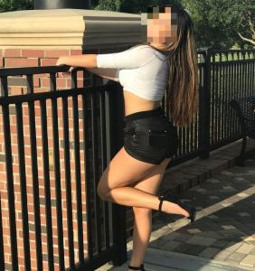 Chica busca chico en Barcelona: 