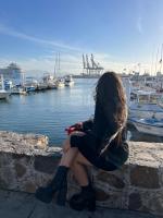 662038928: Chica busca chico en Madrid