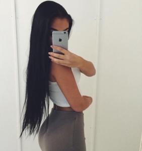 671148417: Chica busca chico en Valencia