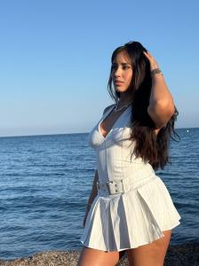Chica busca chico en Ibiza: 