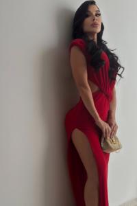 608873547: Chica busca chico en Ibiza