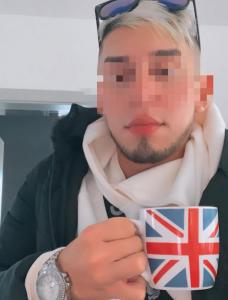 604985993: Chico busca chica en Pontevedra