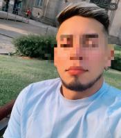 604985993: Chico busca chica en Pontevedra