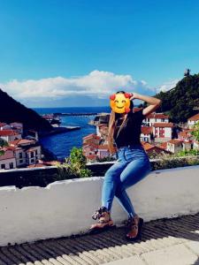 643272791: Chica busca chico en Cantabria