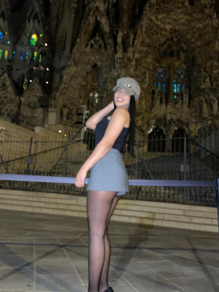Chica busca chico en Barcelona: 