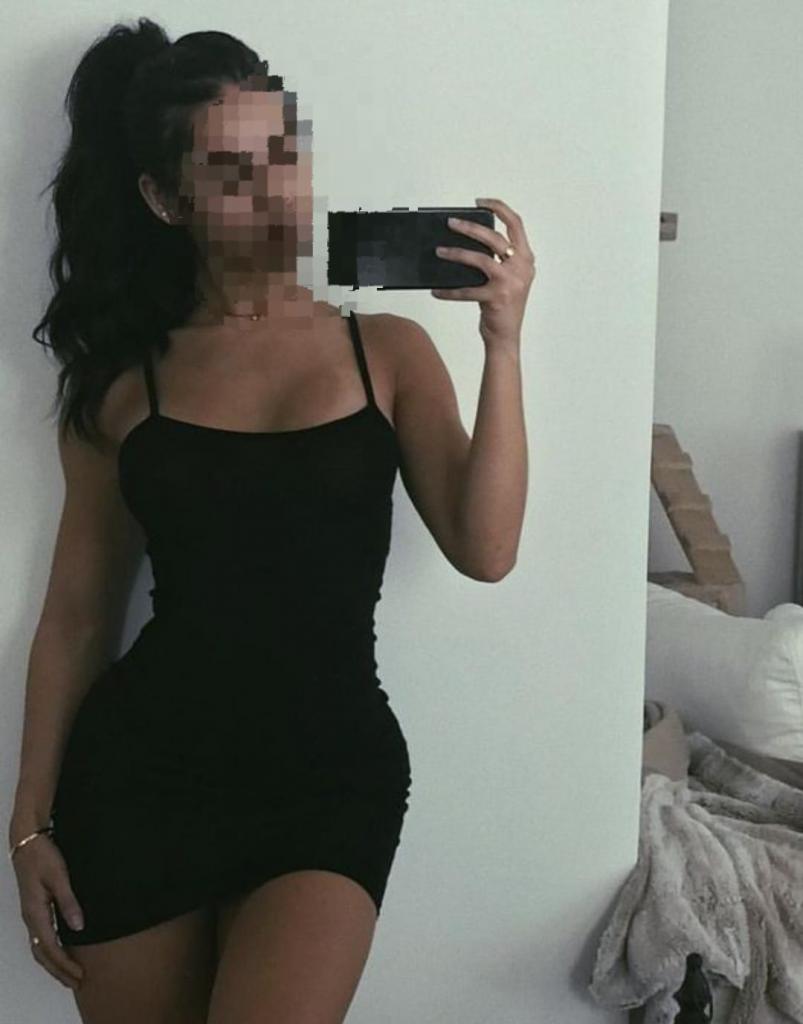 Chica busca chico en Cádiz: 