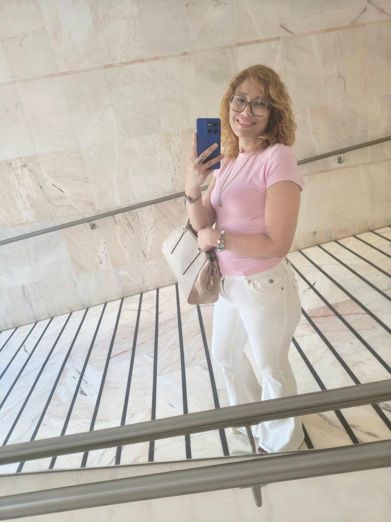 617488977: Chica busca chico en Madrid