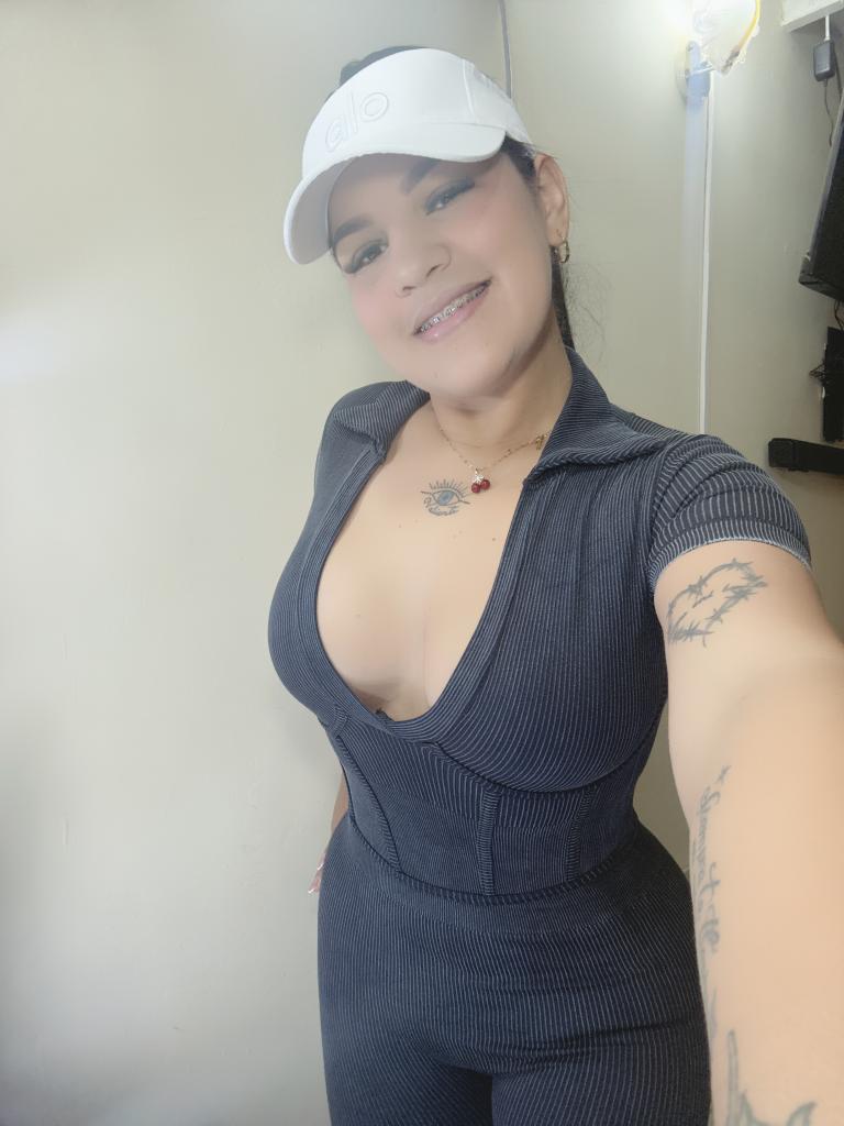 632734076: Chica busca chico en Cádiz