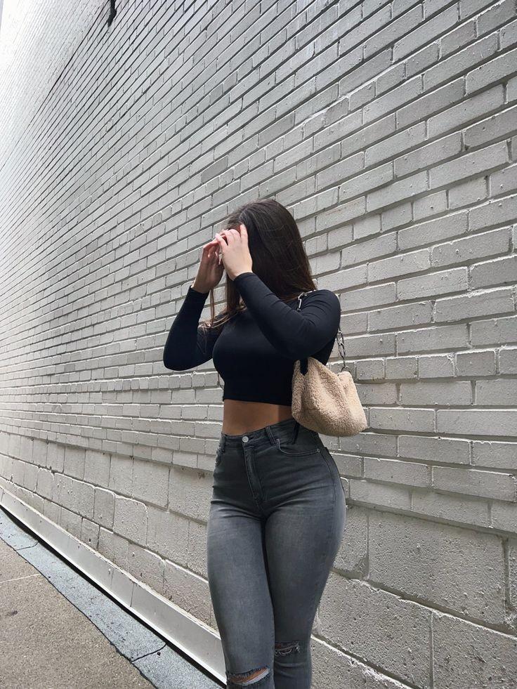 Chica busca chico en Sevilla: 