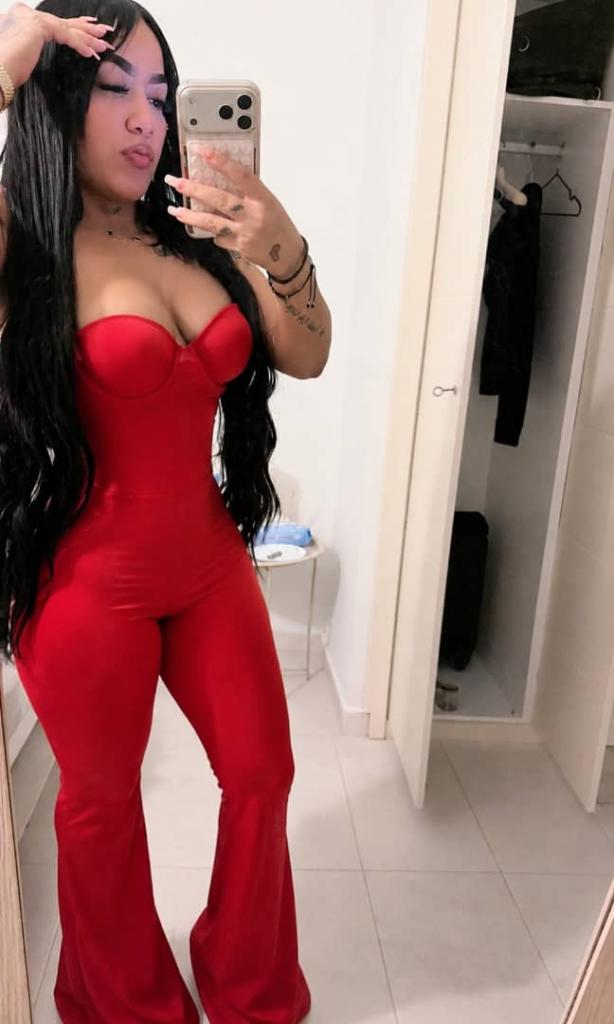 612465242: Chica busca chico en Barcelona