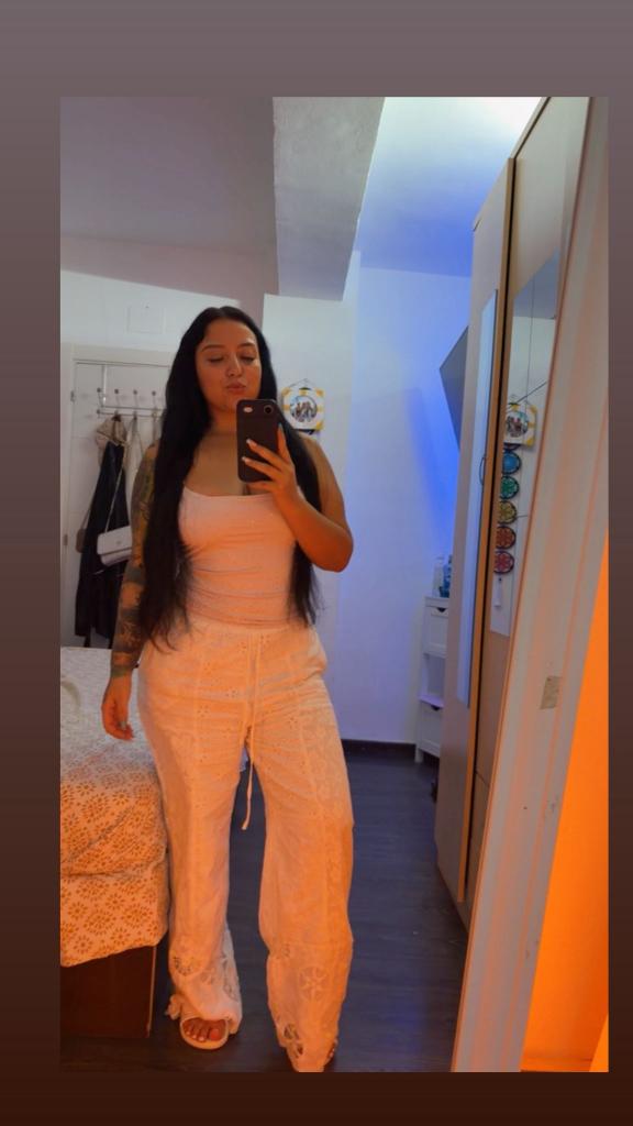 671483286: Chica busca chico en Barcelona