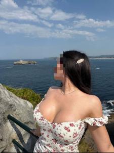 742089675: Chica busca chico en Madrid