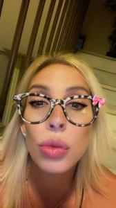 610692829: Chica busca chico en Alicante