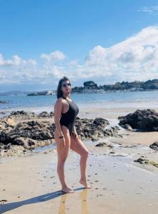 666341599: Chica busca chico en La Coruña