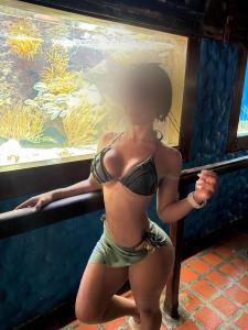 612414868: Chica busca chico en Pontevedra