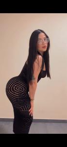 647218508: Chica busca chico en Gerona
