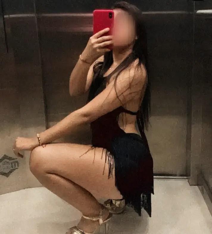 Chica busca chico en Sevilla: 