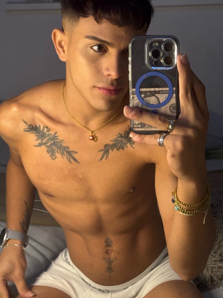 677499836: Chico busca chica en Madrid