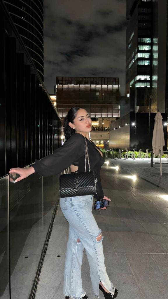 613227012: Chica busca chico en Madrid