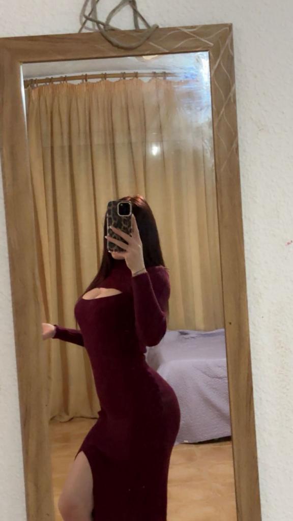 Chica busca chico en Almería: 