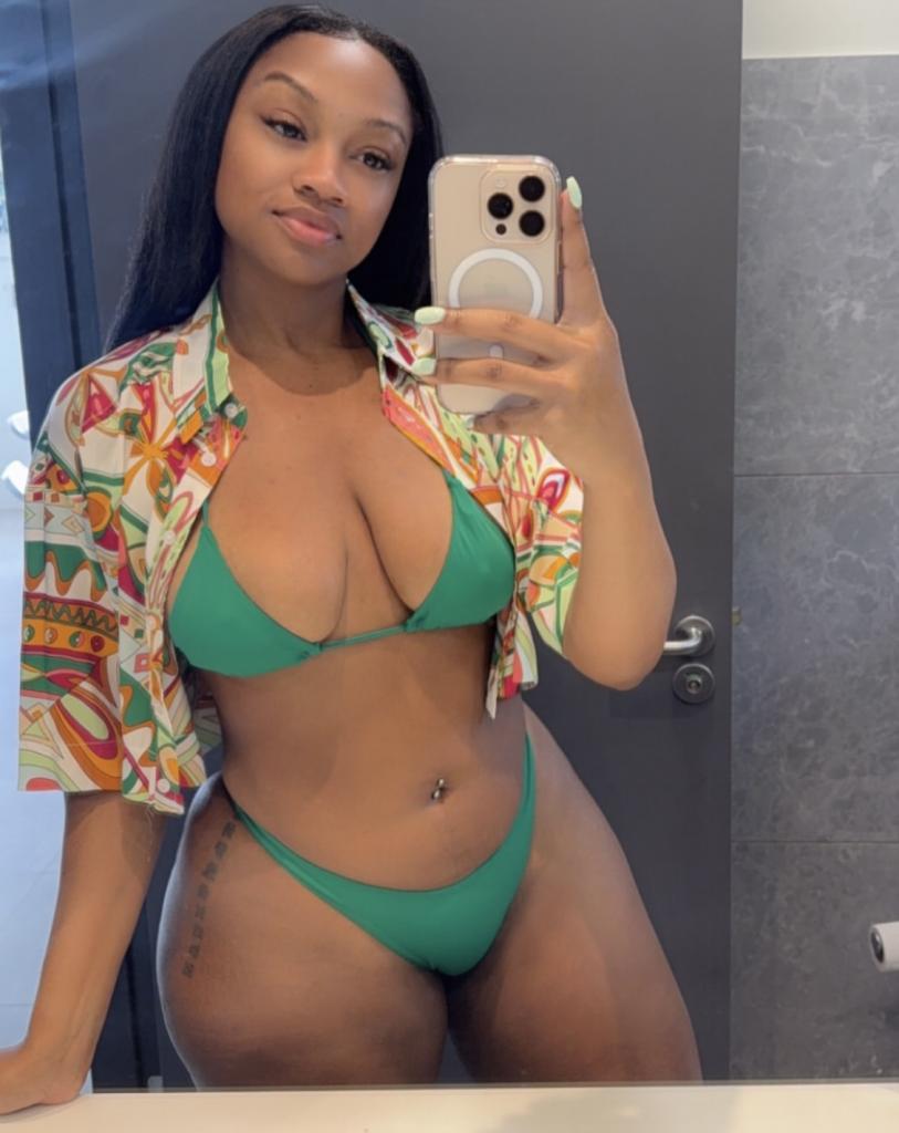 Chica busca chico en La Coruña: 