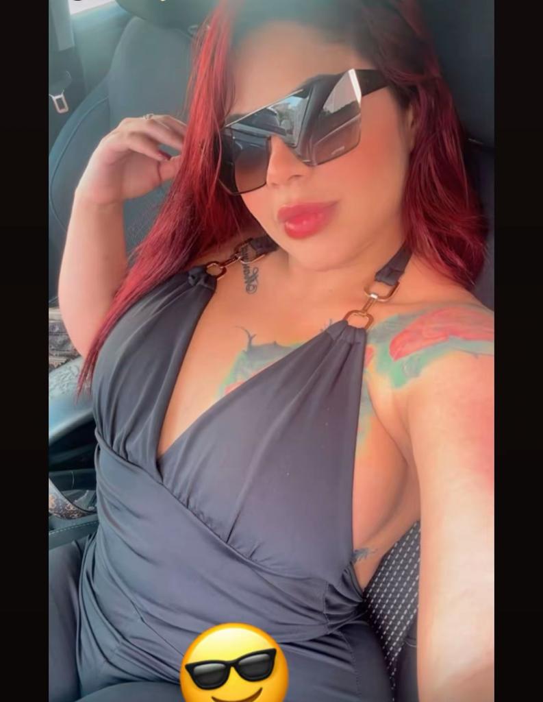 647896799: Chica busca chico en Málaga