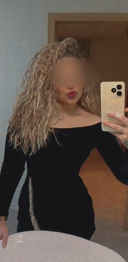 697428593: Chica busca chico en Alicante