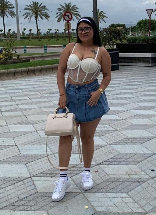 627574249: Chica busca chico en Madrid