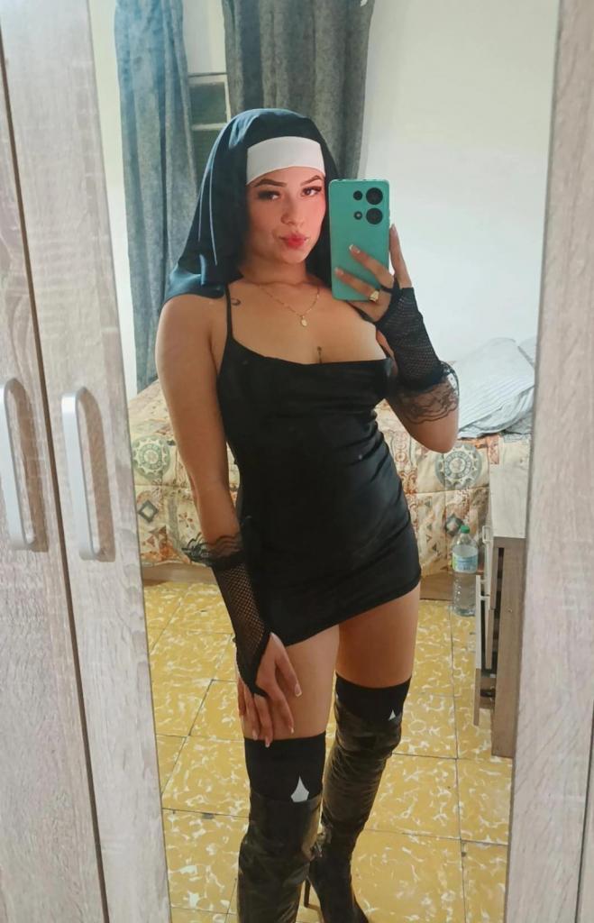 Chica busca chico en Cádiz: Chica busca chico